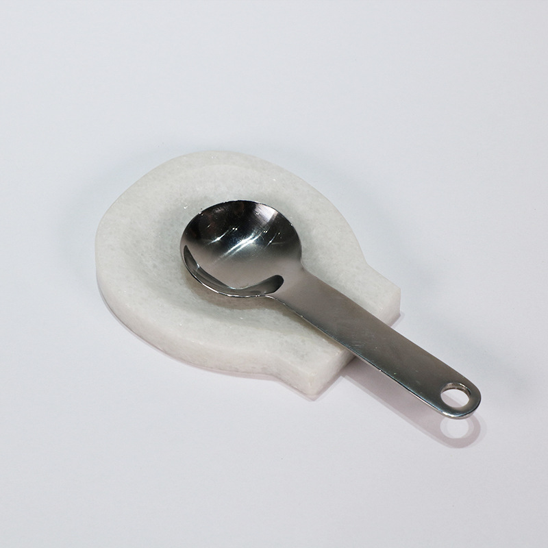 ����ֱ�����ݴ���ʯ�������׼��м��þƵ��������ɫ����