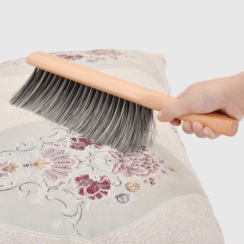 Wooden soft bristle bed brush dust brush bed small broom long handle household sweeping bed cleaning brush sofa carpet broom
