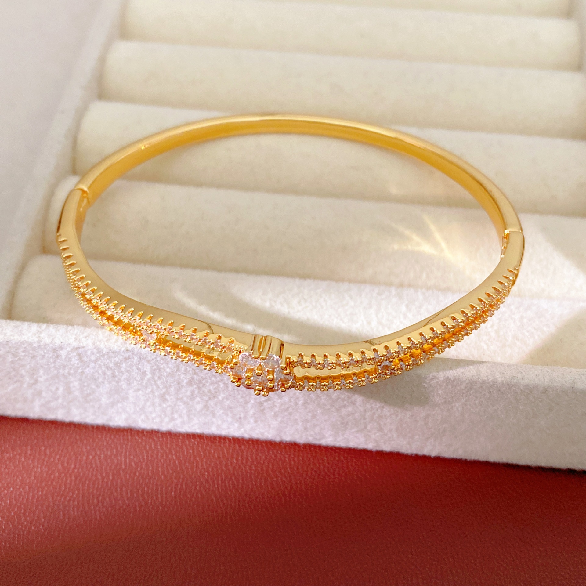 Pulsera - oro - Flores redondas (chapado en oro real)