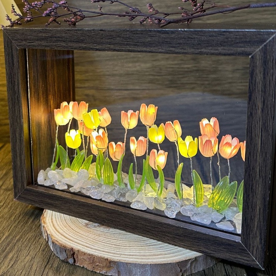 DIY marco de tulipas luz de noche transparente ramo material paquete adornos imortales maní regalo de cumpleaños luz de atmósfera