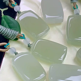 翡翠项饰;翡翠手饰;翡翠其他饰品