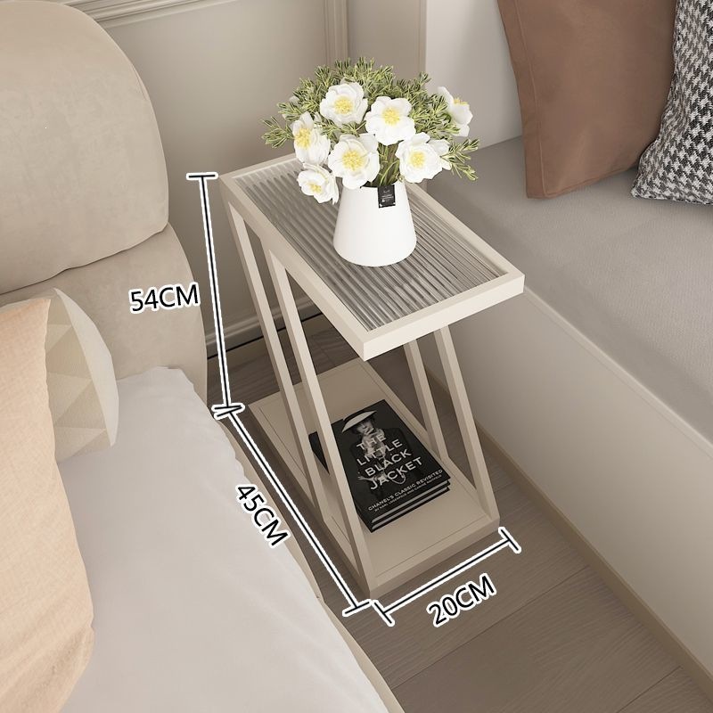 Estante de almacenamiento al lado de la cama de dormitorio pequeño sofá estrecho sala de estar mesa de té de vidrio en forma de Z mesa