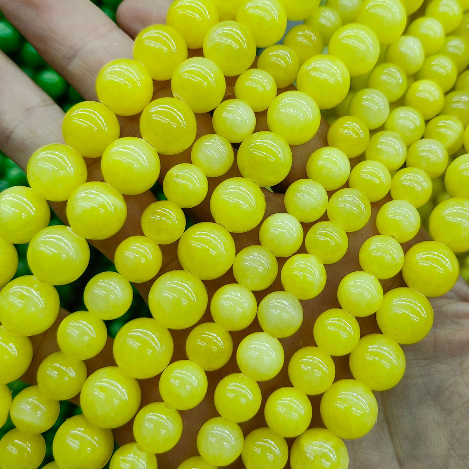 Natural beige Jade flor zafiro multi-color perlas sueltas cuentas redondas semiacabados DIY jade natural cuentas redondas joyería al por mayor