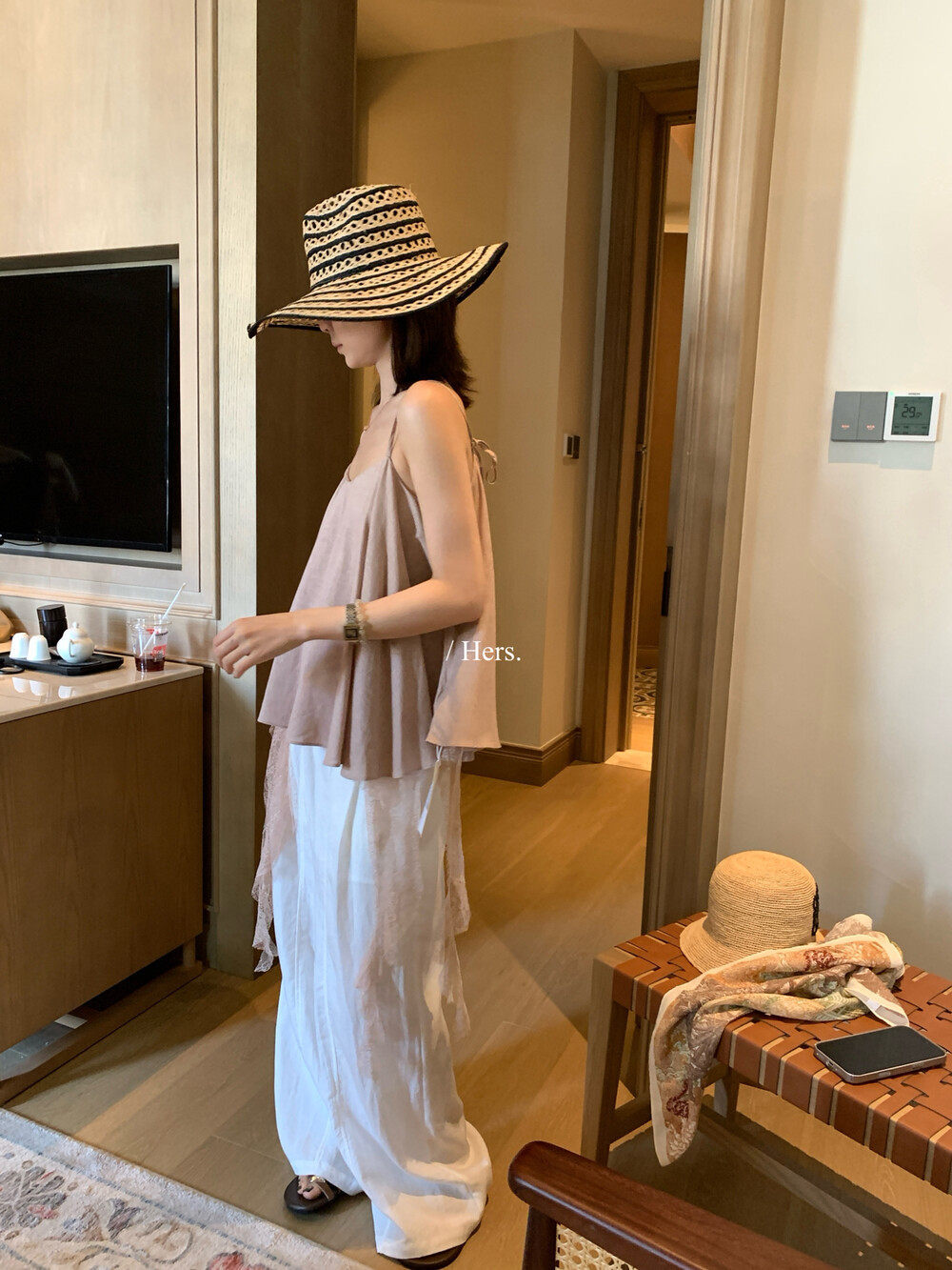 Áo hai dây nữ thiết kế hai mặt mặc được, phối ren, dáng rộng — màu hồng, màu xám, màu vàng, yến mạch chi tiết 20
