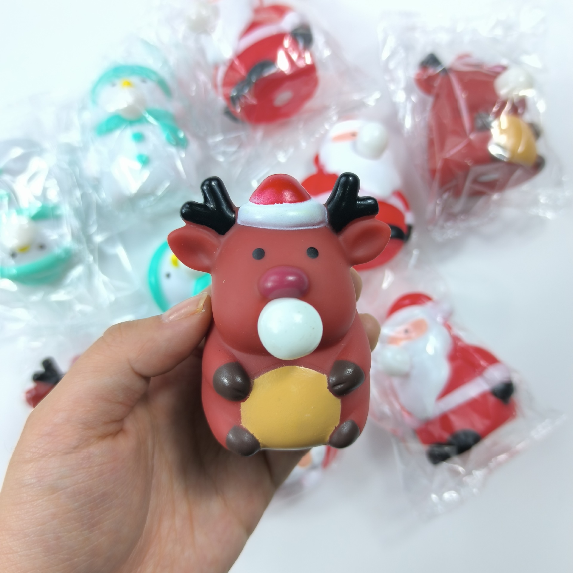 Navidad Spit Bubbles