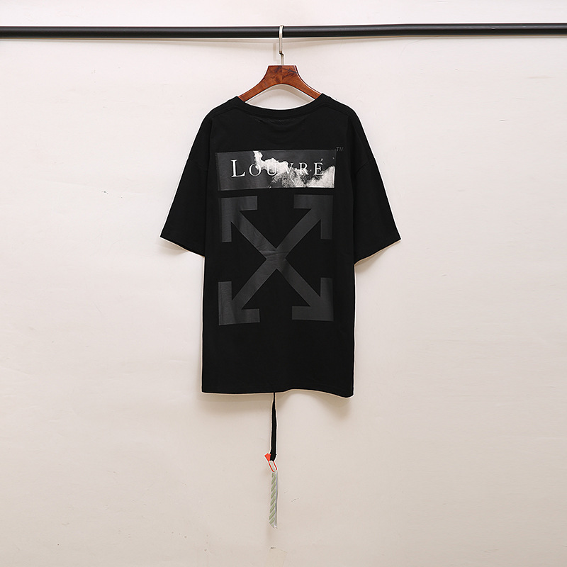 [Código Europeo] de flecha de gradiente clásico disuelto línea de advertencia de graffiti ow marca de moda pareja religiosa Camiseta de manga corta