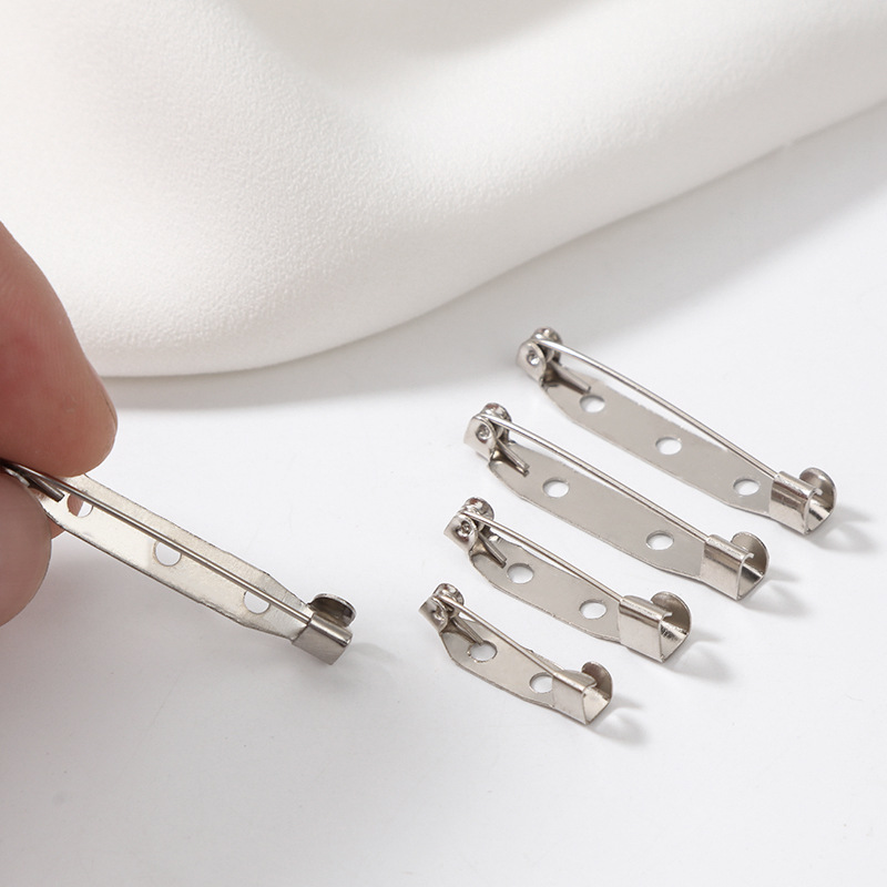 ピンの安全針の胸の花の底のボタンの針はロックの頭のネクタイのブローチの手作りのdiyの毛の服のボタンの部品の材料を持ちます。