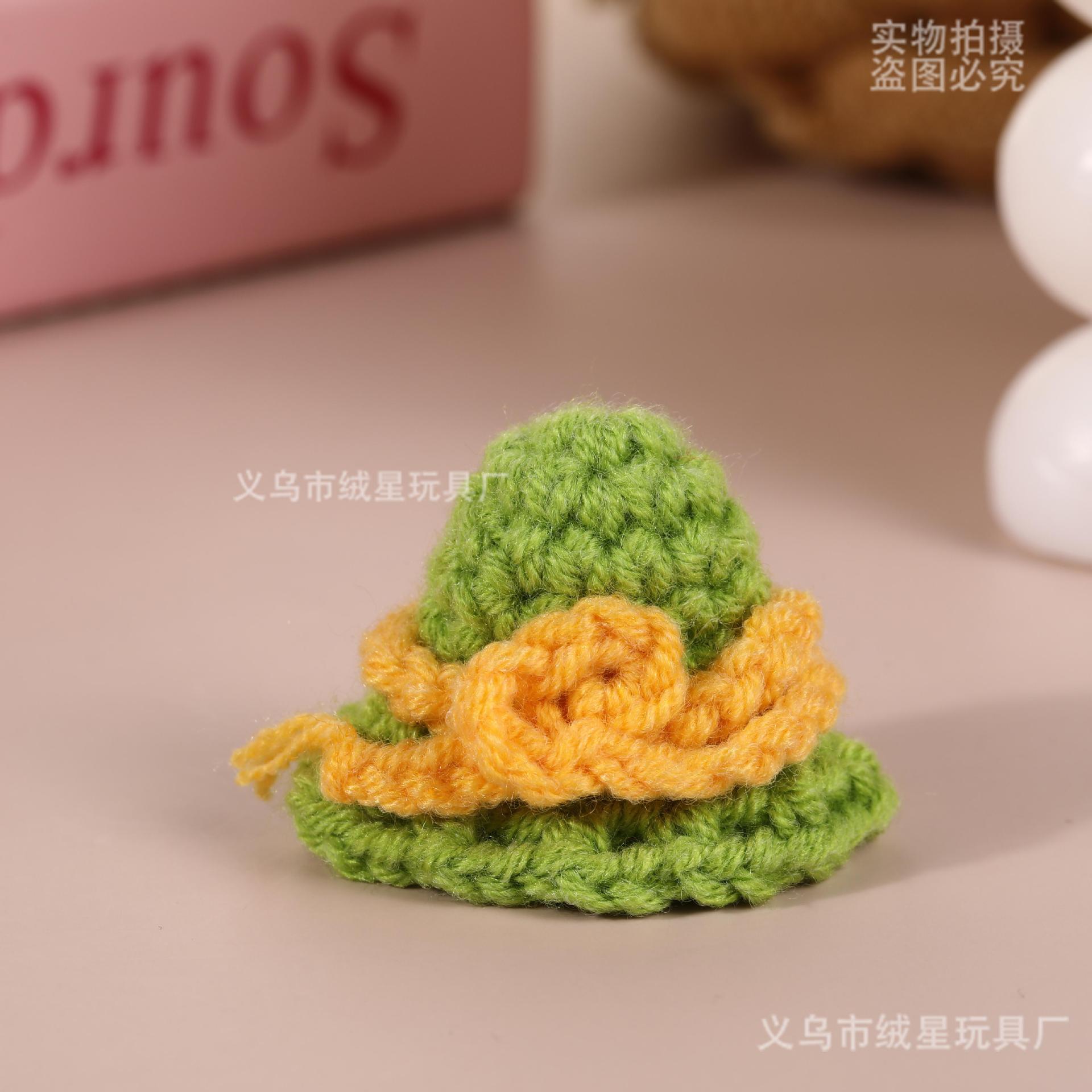 Small woven plush knitted hat