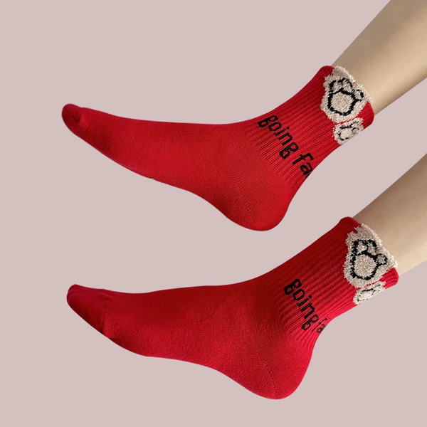 Big red feather gauze (feet)