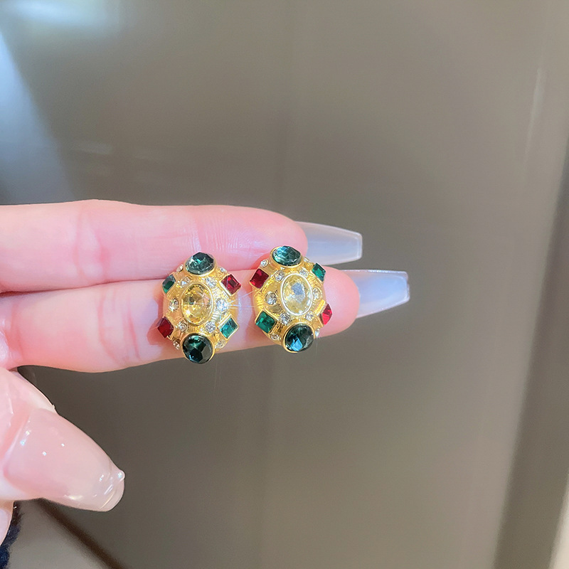 Retro C Shape Copper Irregular Plating Artificial Pearls Earrings Ear Studs 1 Pair