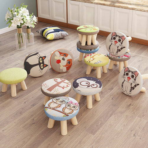 Small wooden round low stool for home, cute children's sofa stool, baby chair, cartoon stylish creative small stool