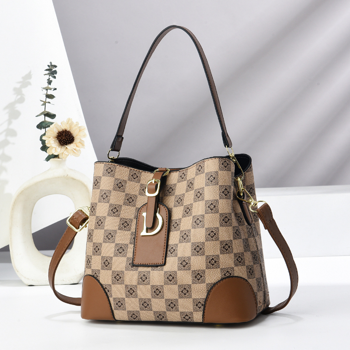 Bolsa de cubo, bolso retrógrado, bolso de hombro de gran capacidad, bolso de mochila, bolso de comercio exterior, bolso de mujer, Taizhou