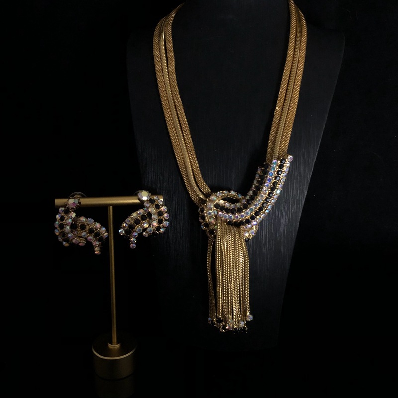 Stylish Vintage Necklace Earrings Set Multi-strand Chain Trimmed with Diamonds Knotted Tassel Sweater Chain Stud Earrings_voghion.com