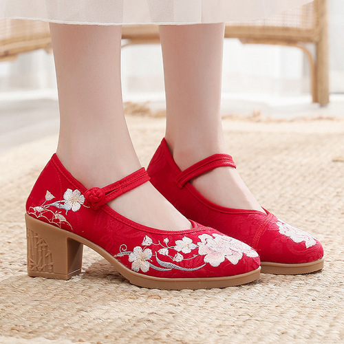 High-heeled shoes for women, square heel, shallow mouth, round toe embroidery, sexy slimming nightclub single shoes, wedding shoes