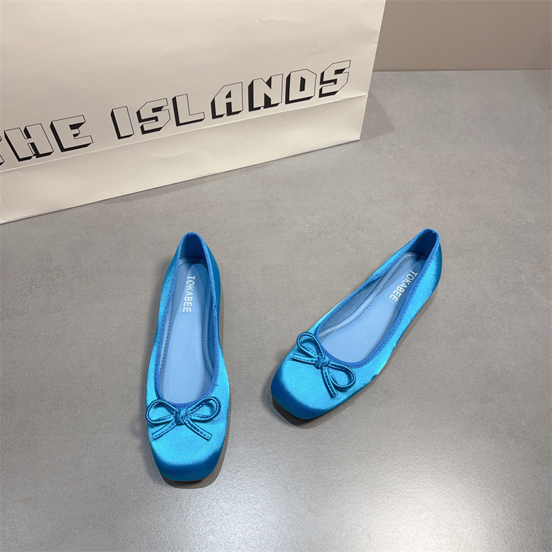 Flat Evening Shoes, French-Style Shallow Single Shoes for Women, Blue, 2025 Spring and Autumn, Satin Silver Ballet Shoes, Fashionable and Versatile
