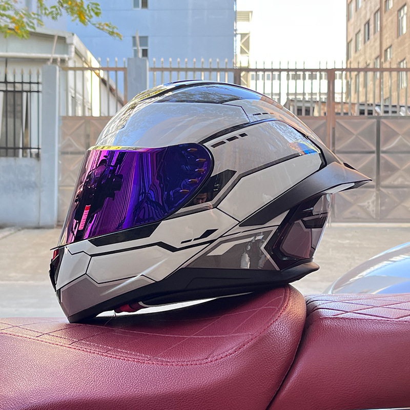 Casco de motocicleta Orz para hombres y mujeres, casco integral de verano con gran alerón trasero para todas las estaciones, certificado por DOT, transfronterizo.