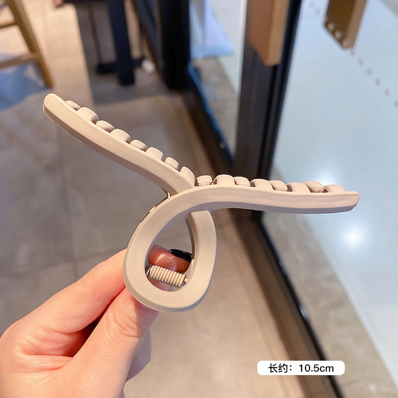 Milk Brown horquilla grande hacia atrás cabeza clip de pelo tocado de las mujeres principios de primavera de alto grado updo tiburón horquilla