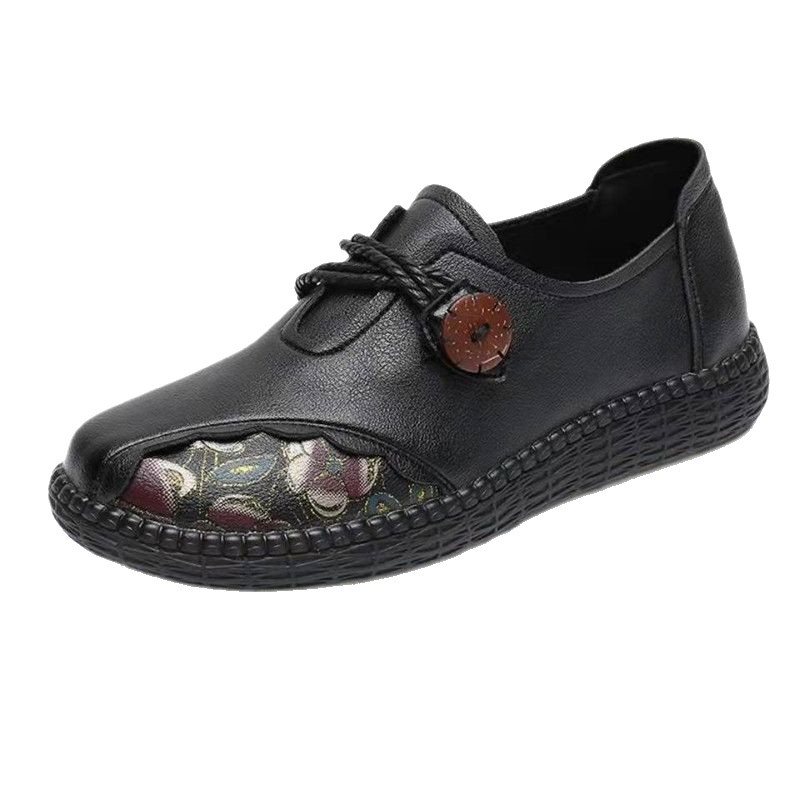 2026 primavera y otoño zapatos de mamá anti-deslizante retró zapatos de cuero suave zapatos de madurez zapatos de abuela