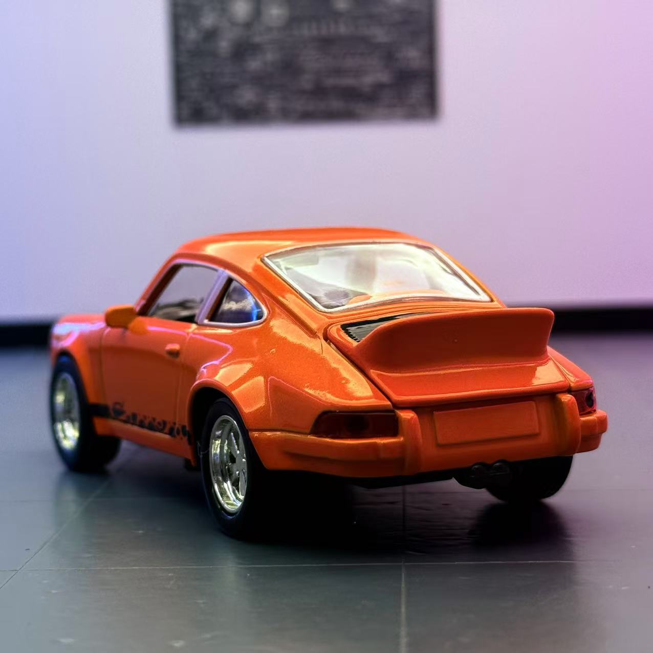 Zhiguan World Car Model 1 a 36 Sports Car 911 Adornos del modelo de aleación con sonido y luz para devolver el coche de juguete para niños