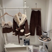 新款冬季长毛绒加厚短袍套睡衣女简约舒适保暖开衫系带花边家居服