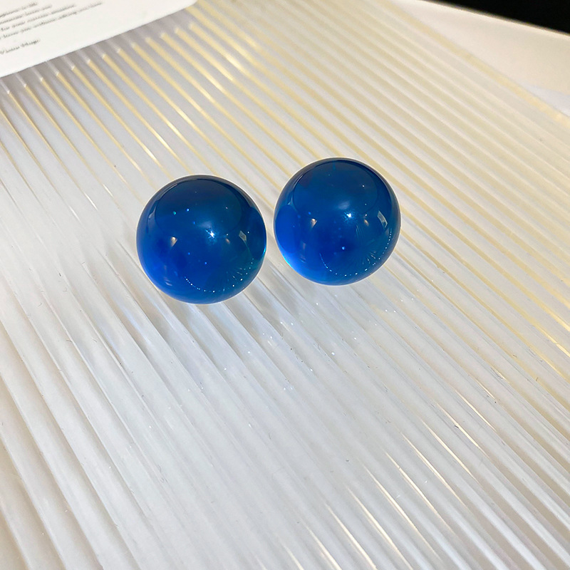 Pendientes de resina de bola transparente de color de dopamina de aguja de plata Pendientes de moda simple de estilo ins Pendientes de estilo literario femenino