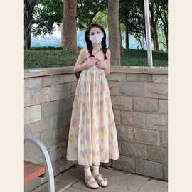 诗沐曦法式高级感奶甜裙子吊带碎花连衣裙小众设计长裙女夏季新款