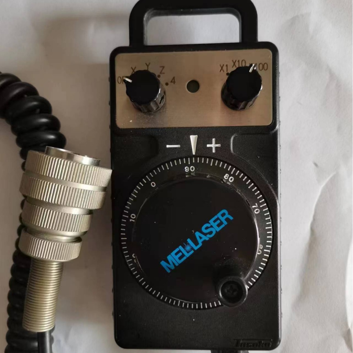 日本三菱HC121东侧电子手轮广濑HR插头三菱激光机手轮MELLASER