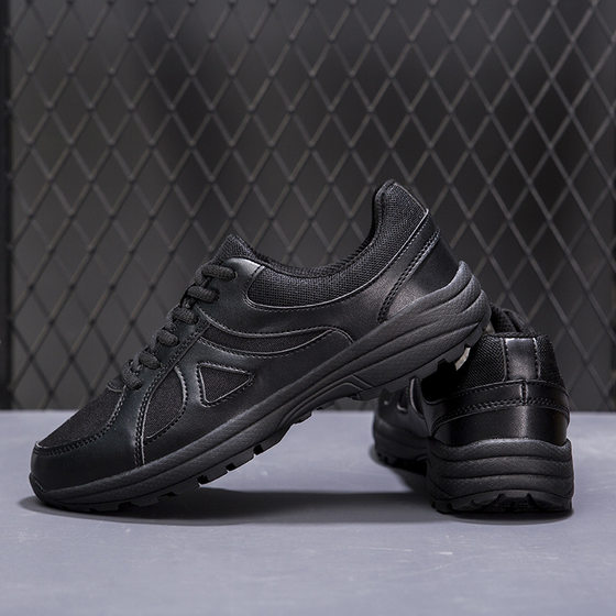 Training Shoes Men's Breathable Training Shoes genuine goods Black Light Soft Sole Running Shoes Long-standing Not Tired Military Training Shoes Men's