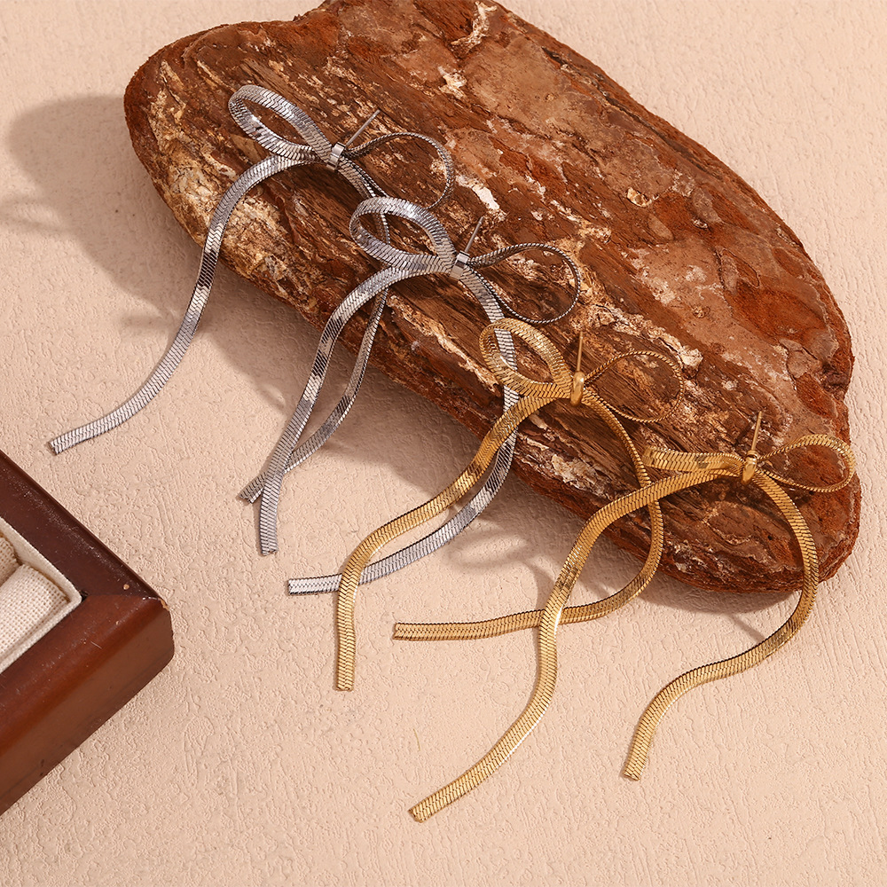 Blade Chain Bow Stainless Steel Earrings