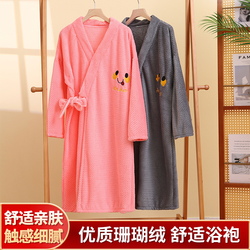 Wearable wrap bath towel women's soft absorbent thick long sleeve lace-up bathrobe beauty salon home wear internet celebrity bath skirt