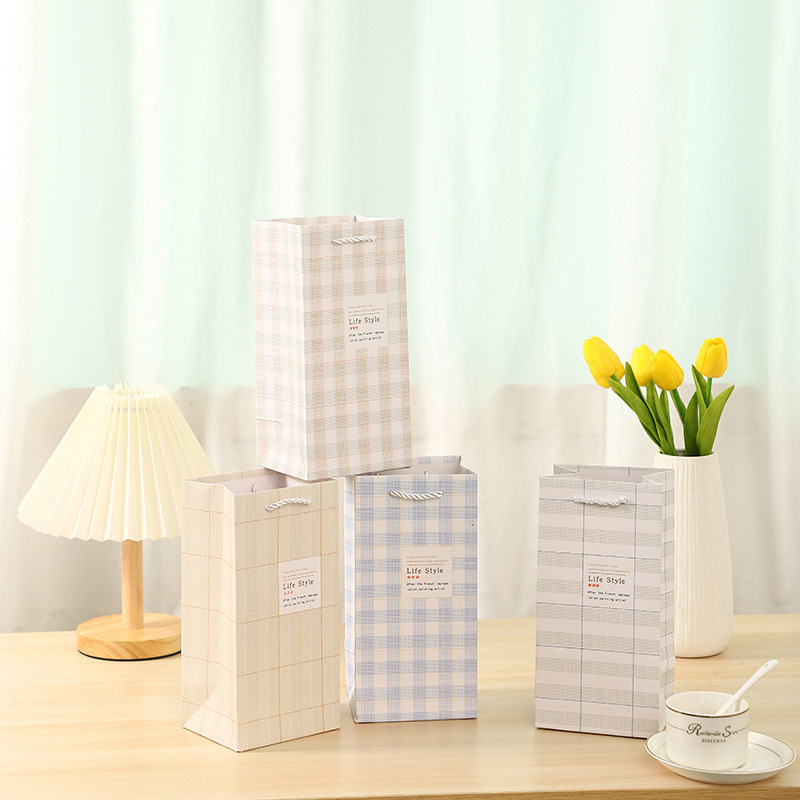 新款格子条纹款手提袋水杯袋小清新白卡纸袋奶茶包装袋竖礼品袋