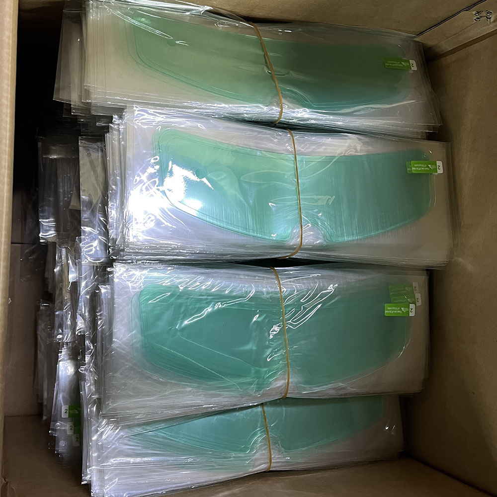 Electric motorcycle helmet rain-proof film helmet anti-fog film protective film anti-fog anti-water driving clear in rainy days
