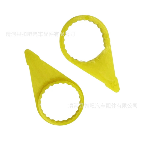 Tire nuts loose indicator suitable for truck bus buses