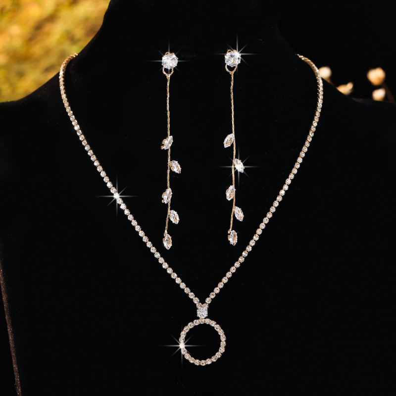 Mode strass zirkon anhänger kreis halskette für frauen alle spiel persönlichkeit herbst und winter kleidung zubehör_voghion.com