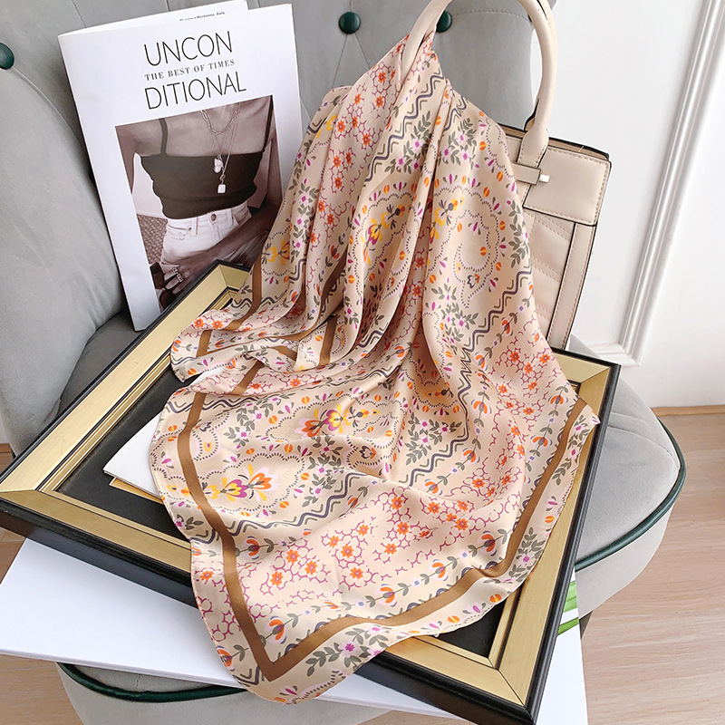 Pañuelo de seda bufanda cuadrada de alto grado de seda artificial Impresión de letras 70 pequeña bufanda cuadrada moda simple satén bufanda profesional personalización