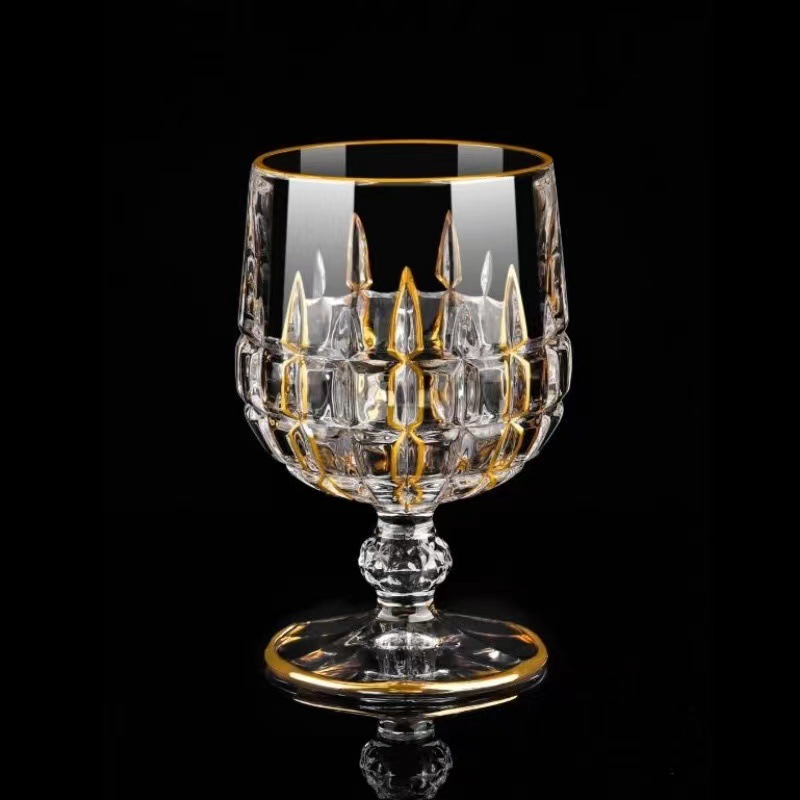 Copa de vino tallada en Phnom Penh de estilo europeo de alta gama, taza de brandy retro de lujo ligero para el hogar, taza de whisky, taza de agua