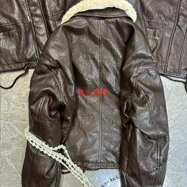 配仿毛领翻领保暖羽绒服外套可拆卸羊羔毛质暗门襟图片色