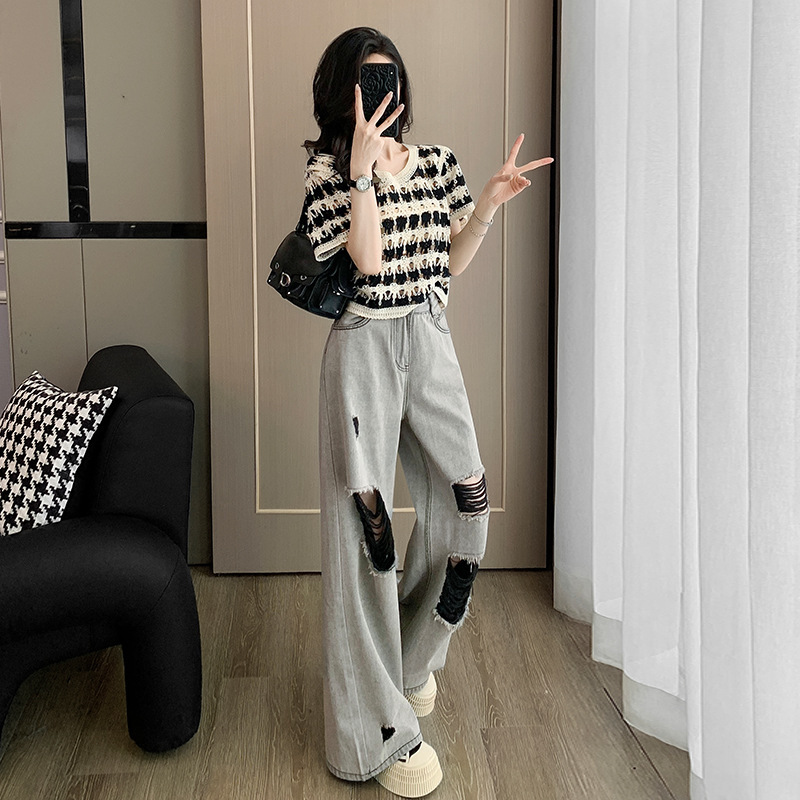 Casual Women's Suit 2026 New Trendy Short Hollow-Out Knit Top and High-Waisted Ripped Jeans