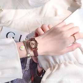 韩系休闲酒桶手表女简约气质复古ins风学生简约小表盘货源批发