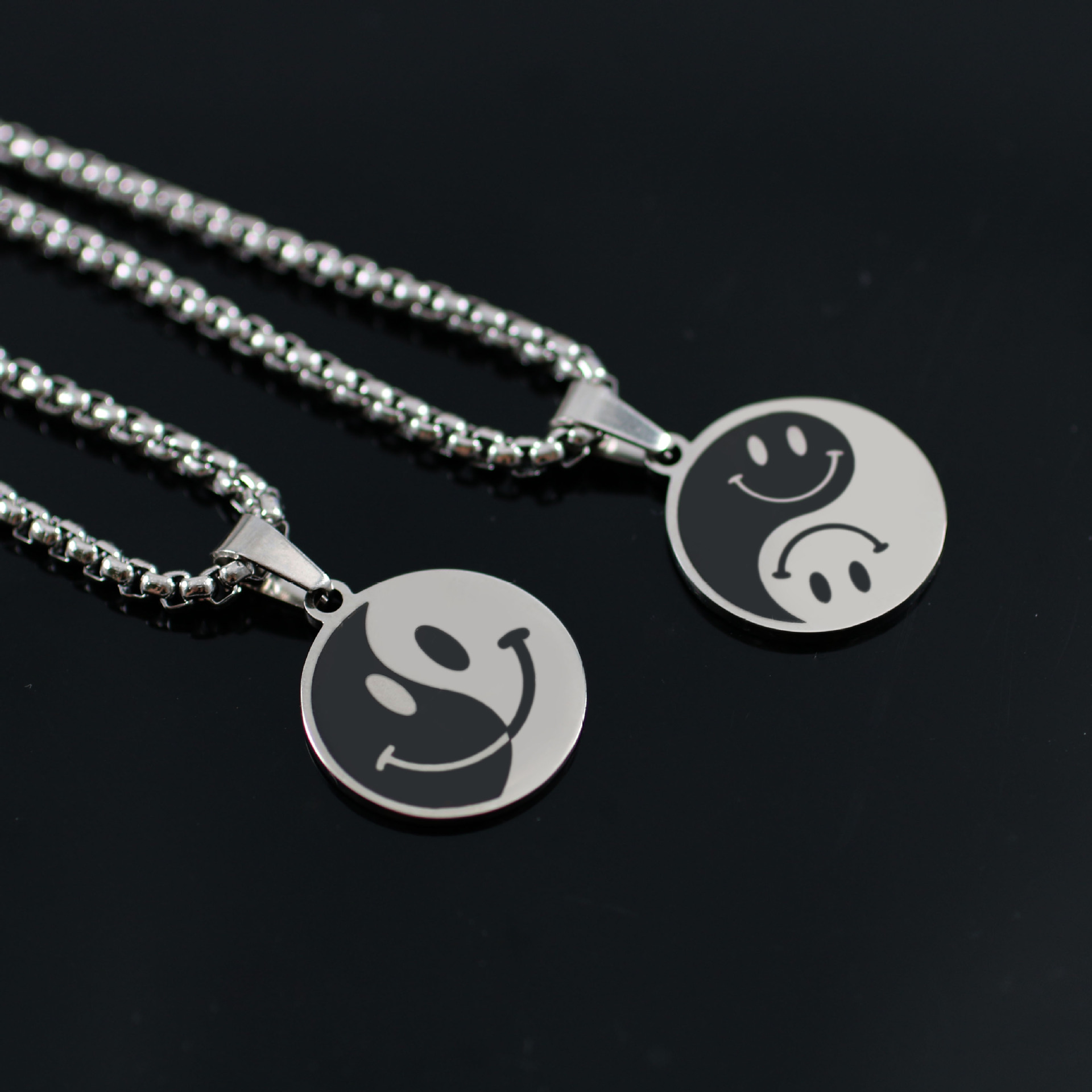 笑脸项链8