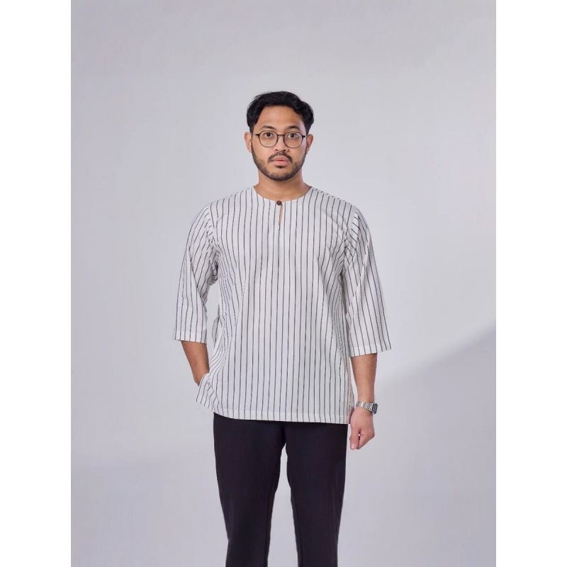 Cross-Border In-Stock Men's Striped Kurta Casual Top with Mid-Sleeves, Breathable Linen Style, Southeast Asian Style T-Shirt Cross-Border In-Stock Men's Striped Kurta Casual Top with Mid-Sleeves, Breathable Linen Style, Southeast Asian Style T-Shirt