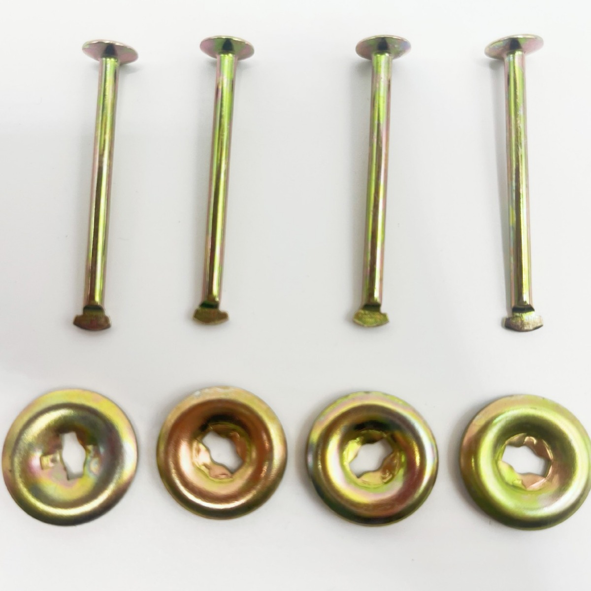 Adecuado para Nissan sol kit de reparación del freno trasero 44200-95f0a 44201-95f0a 44200-8m1