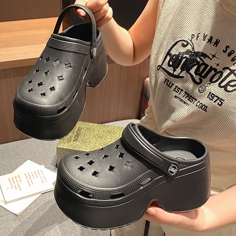 卸売りの新型の厚い底の穴の靴の女性の滑り止めの砂浜は高くなります。|undefined