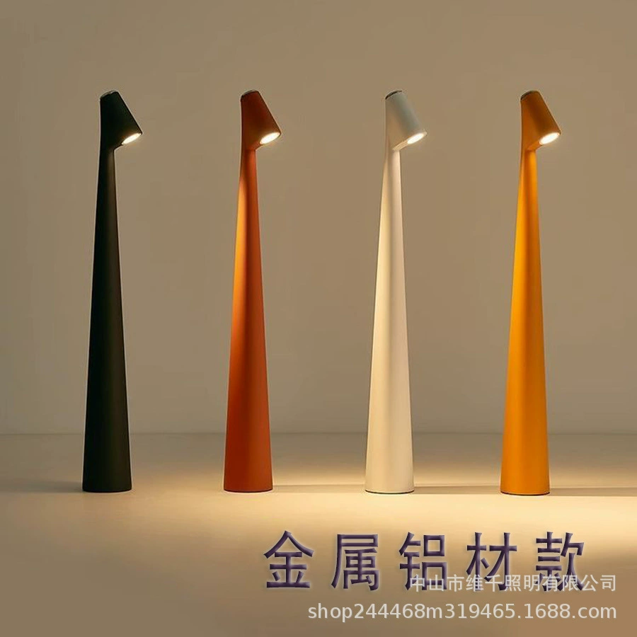 Трансграничная оптовая зарядная настольная лампа для украшения кровати для чтения осветительных ламп Открытый обеденный стол персонализированный креативный светильник