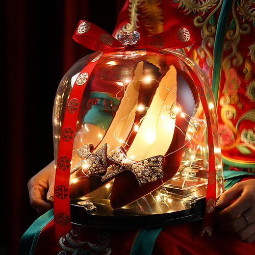 Wedding game pick-up props wedding shoe box with lock ferrule creative wedding blocking the door to trick the groom and groomsmen