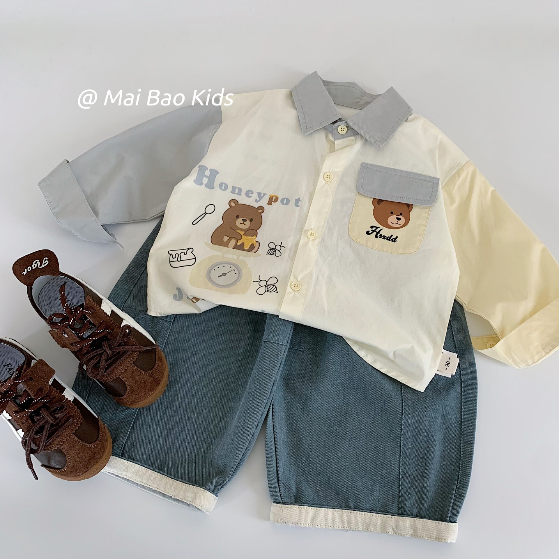 Camisas infantiles Mai Bao 2025, otoño nuevo estilo coreano para niños y niñas, camisas de color de oso, ropa de primavera y otoño bebé