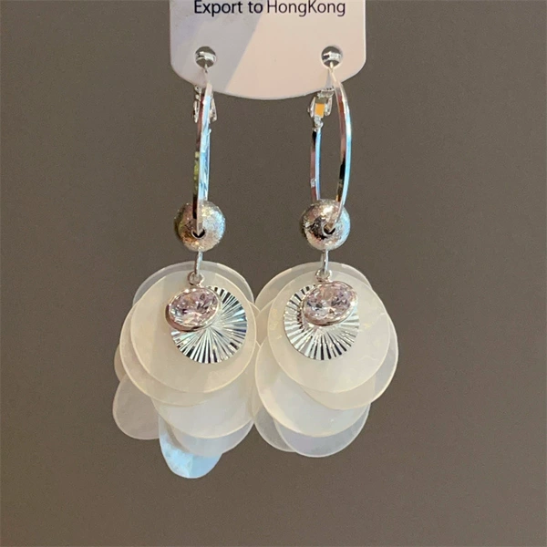 E0427 silver earrings--shell