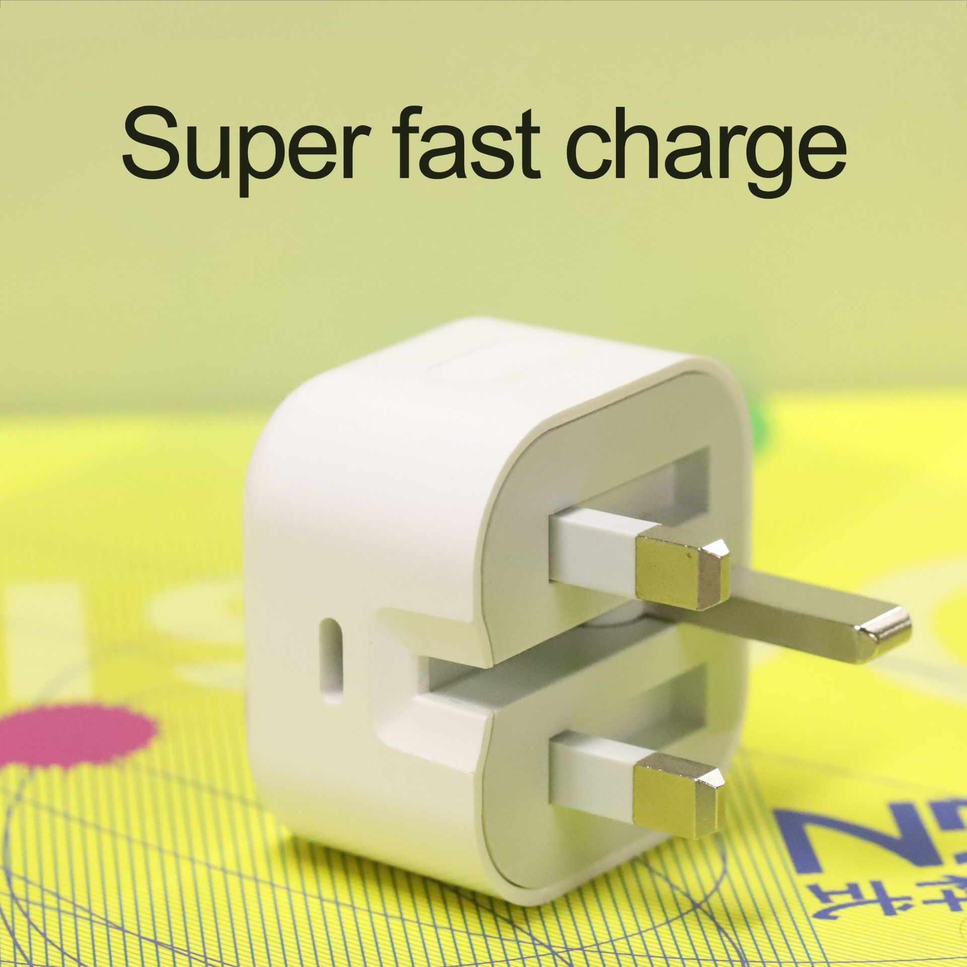 英规折叠脚PD20W折叠快充头适用苹果手机充电器PD快充充电头工厂