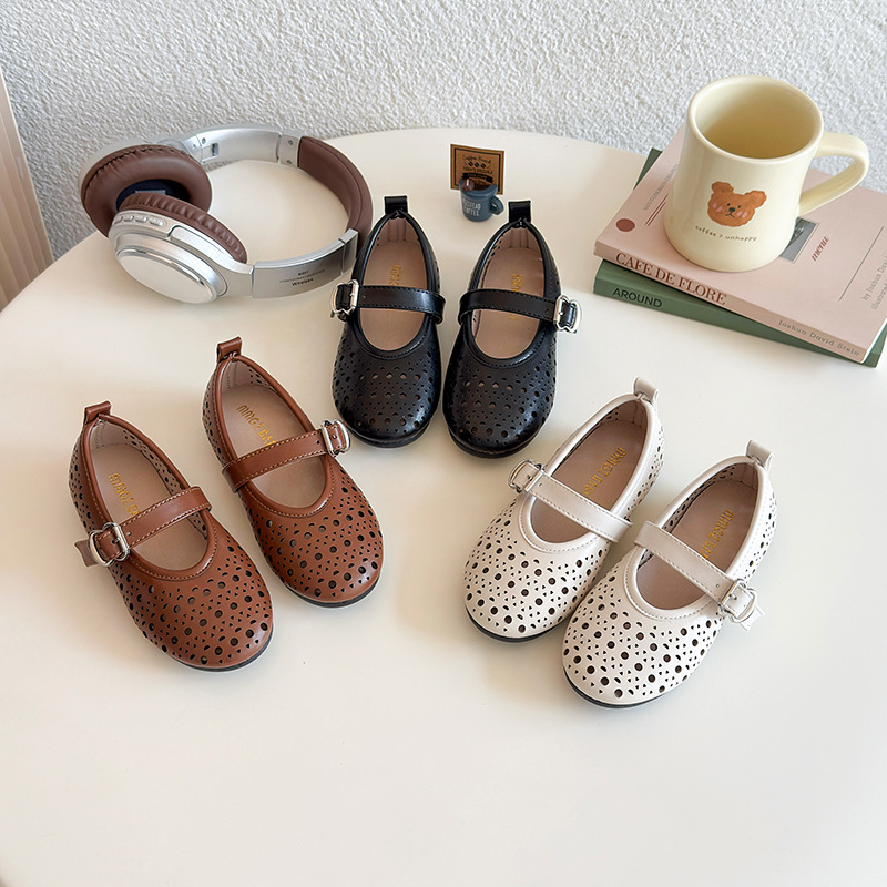 Girls' Leather Shoes 2026 Summer and Autumn New Style Kidsren's Cut Out Performance Princess Shoes Medium and Large Kidsren's Soft-Soled Flats
