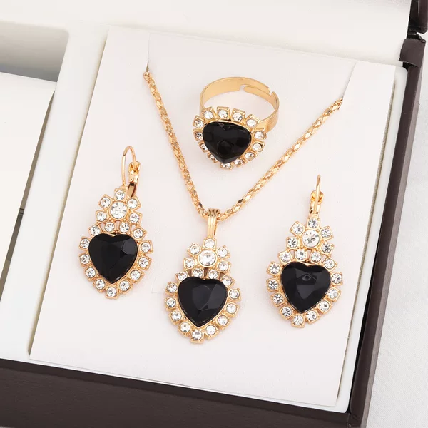 European and American Cross-Border Jewelry Set, Heart-Shaped Inlaid Diamond Pendant Necklace, Ring, Earrings, Jewelry Three-Piece Set